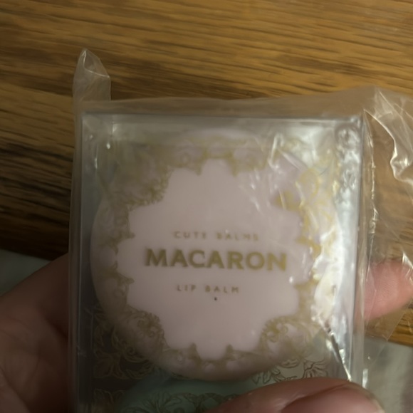 Macaron lip balms! Brand new and in the plastic! SO CUTE! - Picture 2 of 3